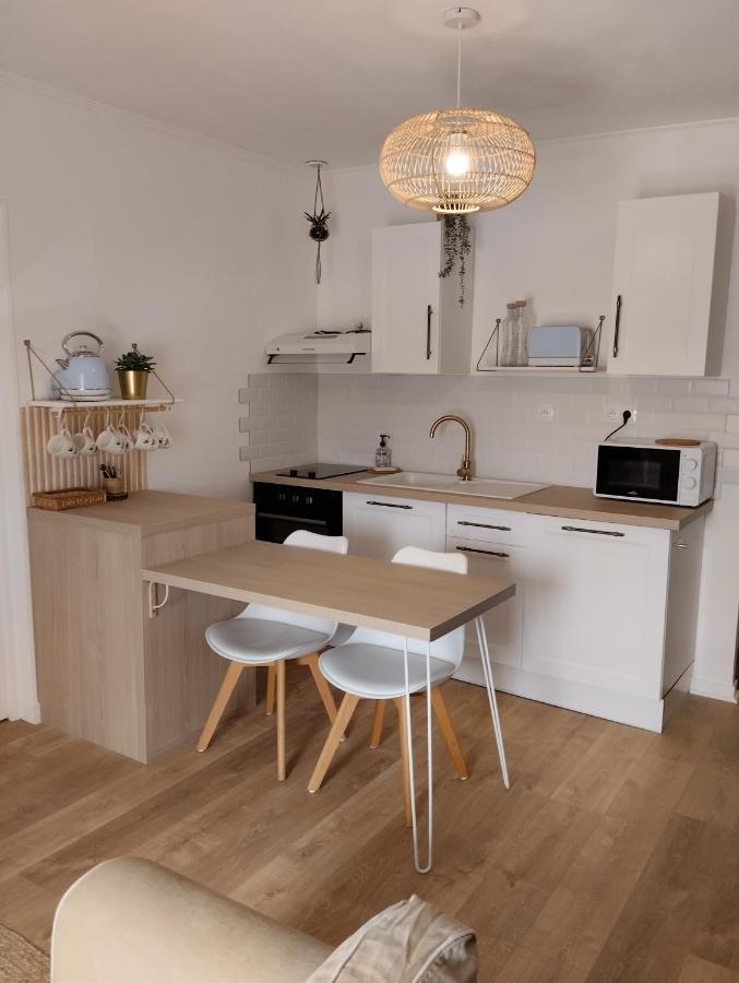 Perle Rare, Appartement Paisible Et Cosy Lamballe Exterior photo