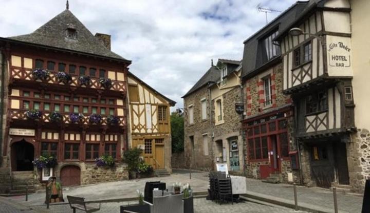 Perle Rare, Appartement Paisible Et Cosy Lamballe Exterior photo